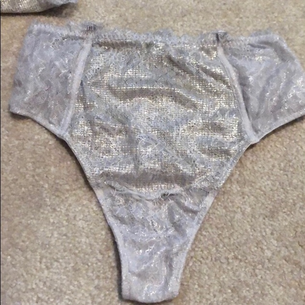 Victoria’s Secret Dream Angels high waist thong M